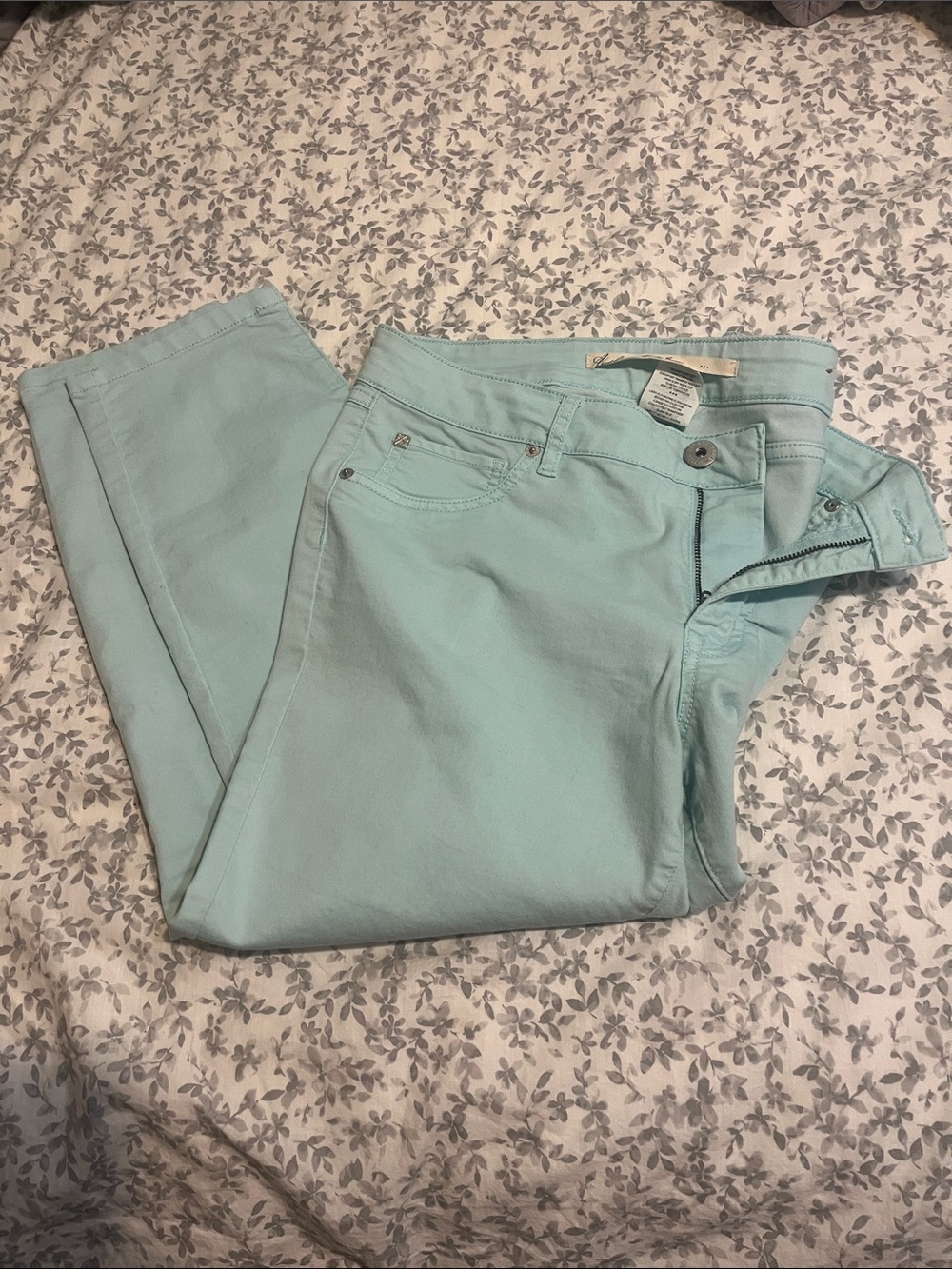 Women’s Mint Green Skinny Jeans - Stretch Mid-Rise